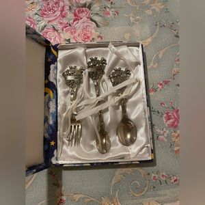 Baby’s first silverware